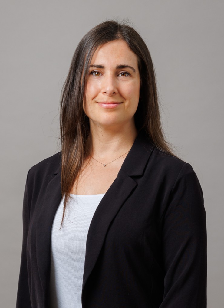 Yasmina portrait medical writer